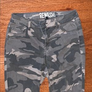 camo Jeans
